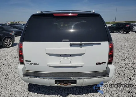 2011 GMC Yukon Denali z USA, uszkodzony, nr VIN 1GKS2EEF3BR196550